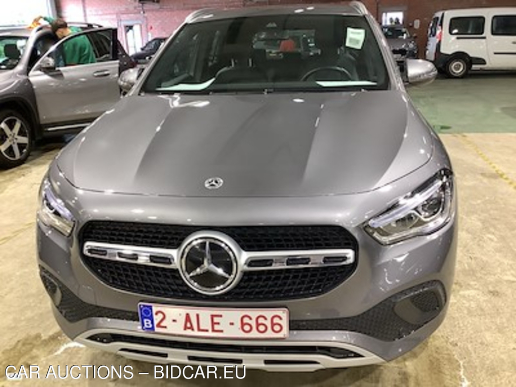 Mercedes-Benz GLA 1.3 GLA 250 E DCT BUSINESS SOLUTION