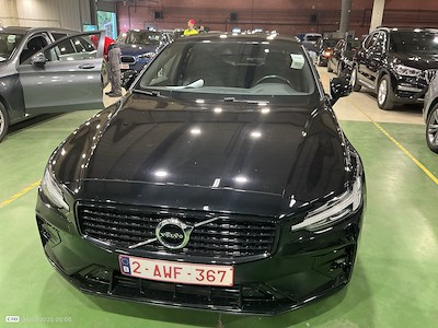 Volvo S60 2.0 B4 R-DESIGN AUTO