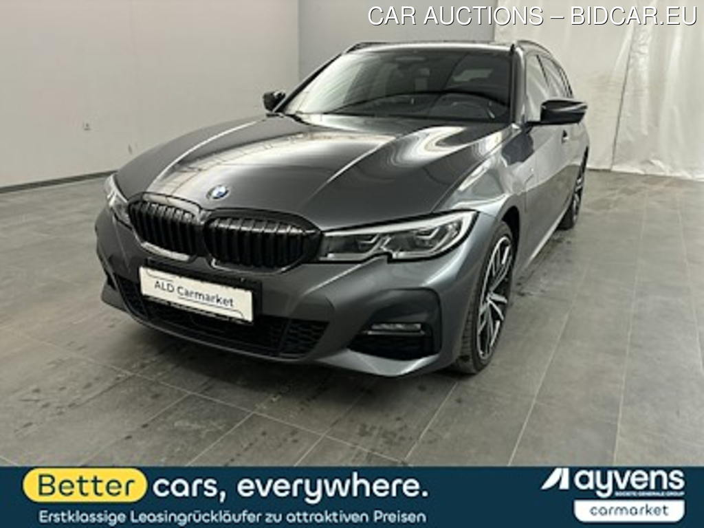 BMW 3er BMW 330e Touring xDrive Aut. M Sport Kombi, 5-turig, Automatik, 8-Gang