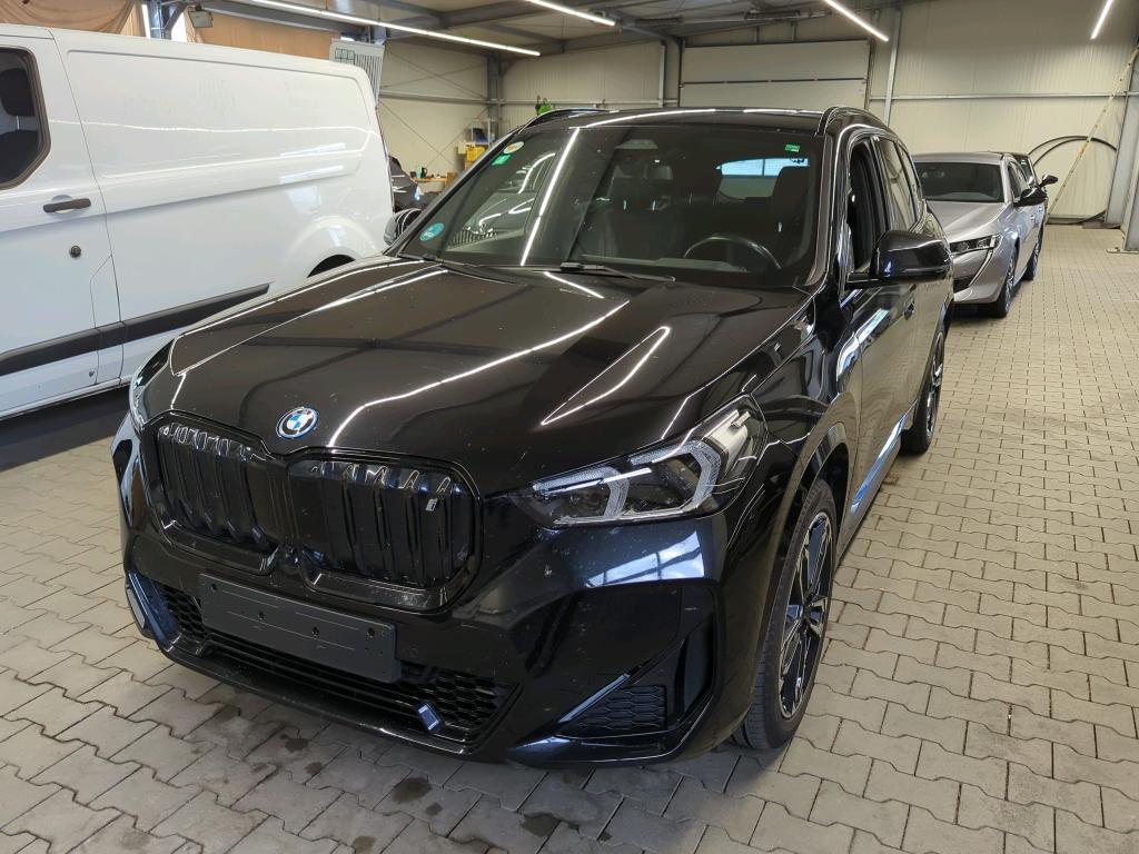 BMW Ix1 XDRIVE30 M Sportpaket, 2023