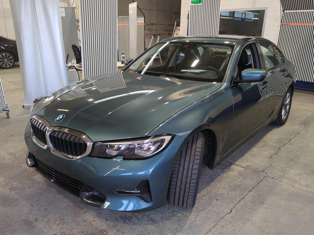 BMW 318D AUT. Sport Line, 2020
