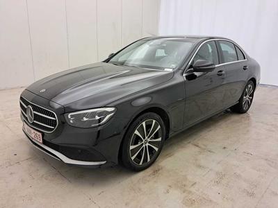 Mercedes E-Klasse E300e Sedan Business Solution 2.0i 320pk/cv 4p 9G-Tronic, 2021