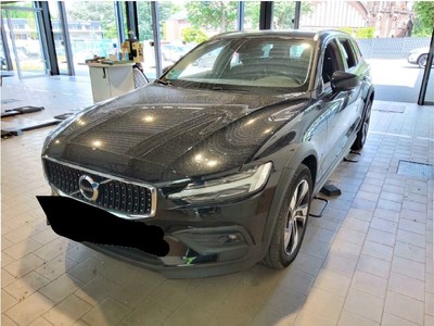 Volvo V60 CROSS COUNTRY B4 D AWD GEARTRONIC Pro, 2021
