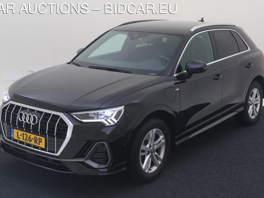 Audi Q3 45 TFSI PHEV 245PK S TRONIC S EDITION AMBIENTE PARK WINTER, 2021
