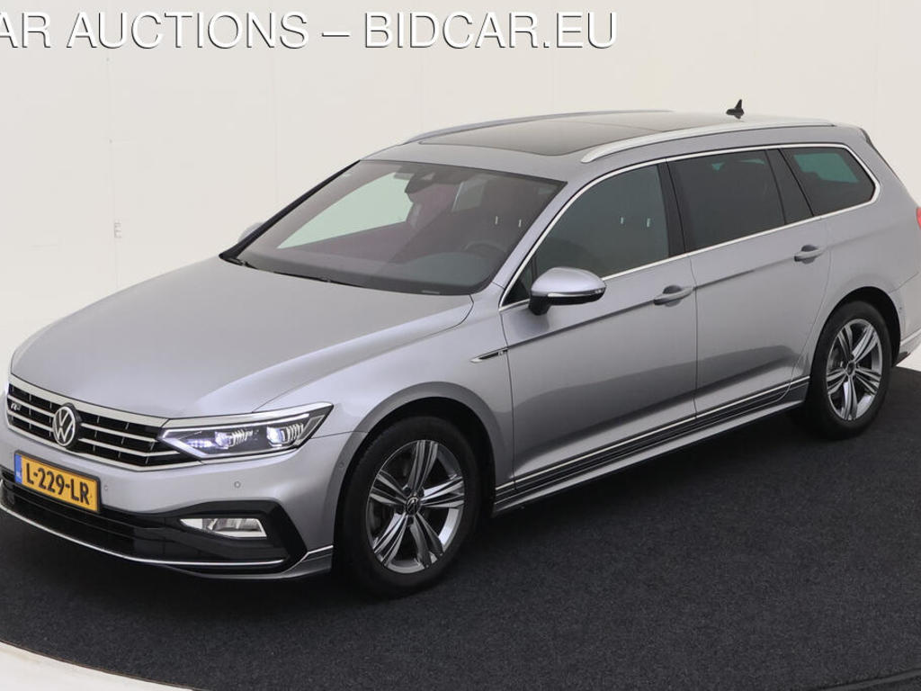 Volkswagen Passat variant 2.0 TSI 190PK DSG R-LINE BUSINESS+ COMFORT PANO LEER TREKHAAK, 2021