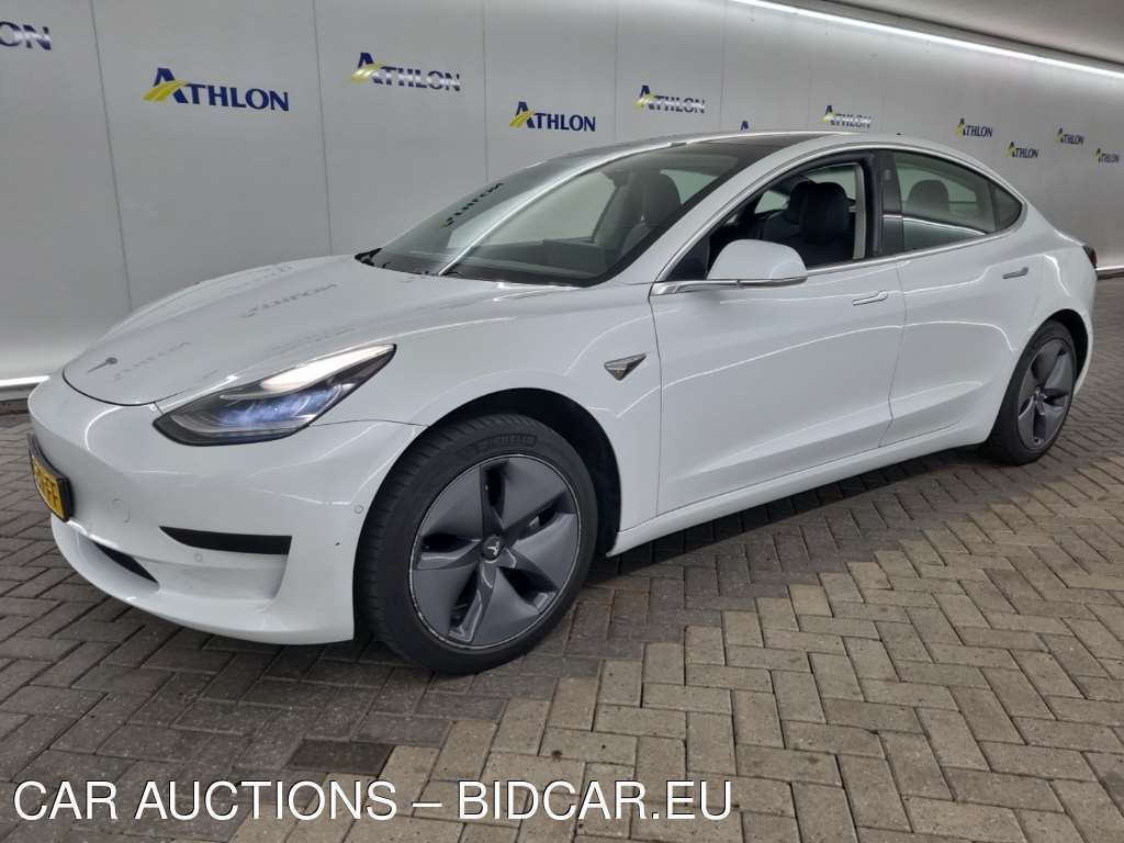 Tesla Model 3 STANDARD RANGE PLUS RWD 4D 211KW, 2019