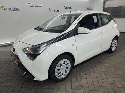 Toyota Aygo 1.0 VVT-I X-PLAY 5D 53KW, 2021