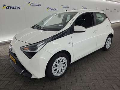 Toyota Aygo 1.0 VVT-I X-PLAY 5D 53KW, 2021