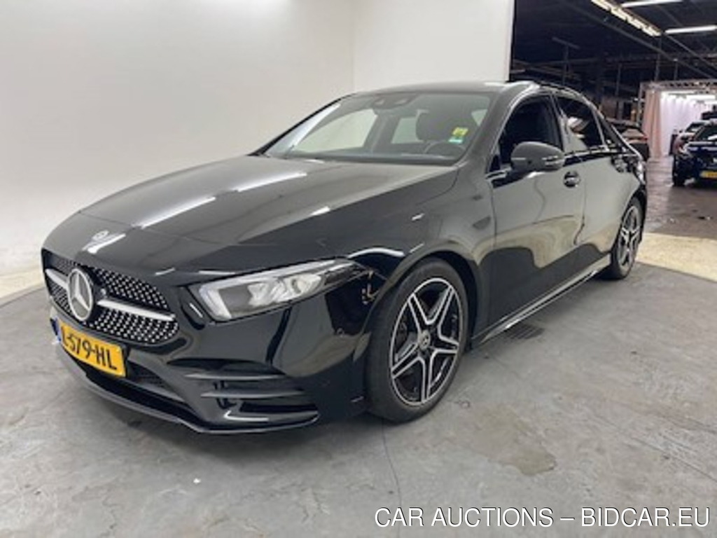 Mercedes-Benz A-klasse limousine A 180 7G-DCT Business Solution AMG