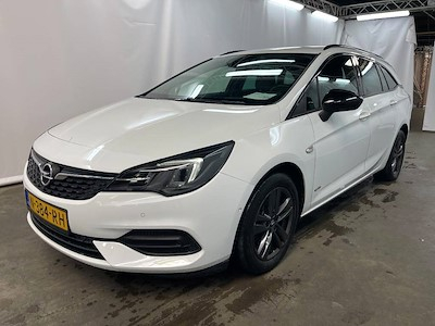 Opel Astra sports tourer 1.2 turbo 81kW Design &amp; Tech