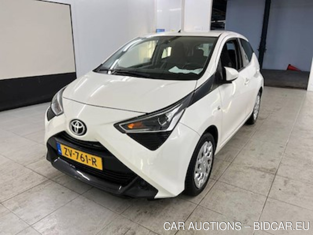 Toyota Aygo 1.0 VVT-i 72pk 5D x-play