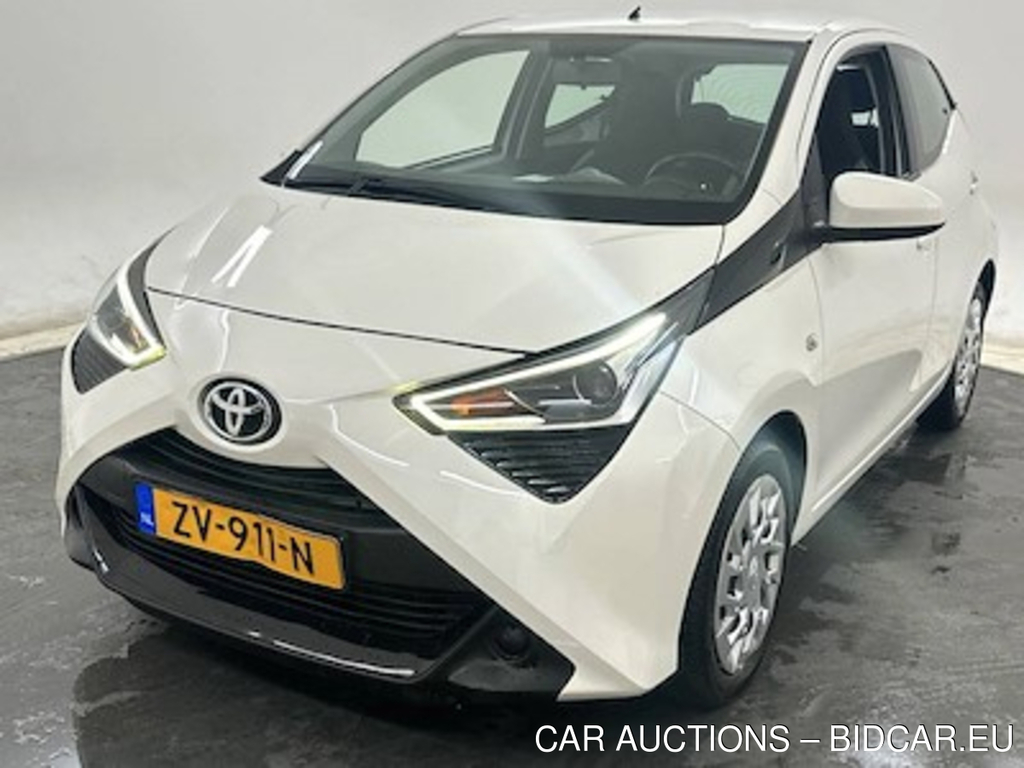 Toyota Aygo 1.0 VVT-i 72pk 5D x-play