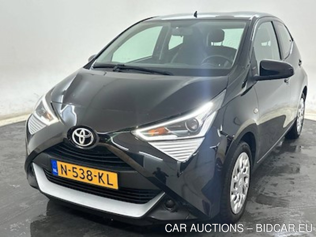 Toyota Aygo 1.0 VVT-i x-play