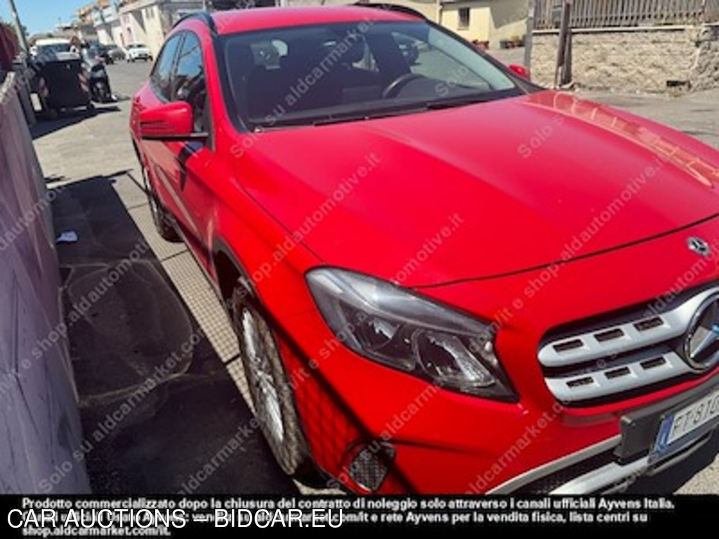 Mercedes-Benz gla gla 200 D automatic -