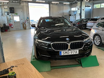 BMW Series 5 530e Touring xDrive Connected Edition Business Kamera Navi