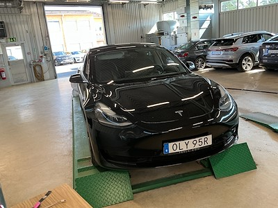 Tesla Model 3 Standard Range