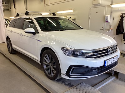 Volkswagen Passat GTE Executive Drag Paket Cockpit Varmare Navi
