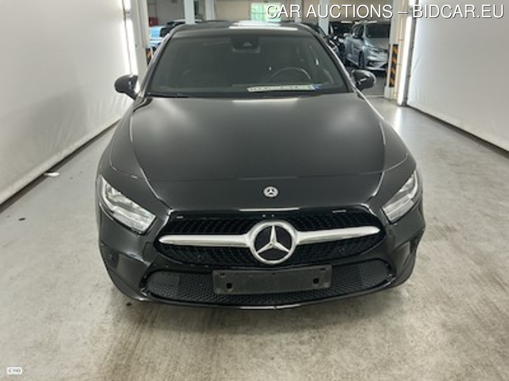 Mercedes-Benz Class A diesel w177 A 180 d Business Solution Warmtewerend donkergetint glas rondom vanaf B-St