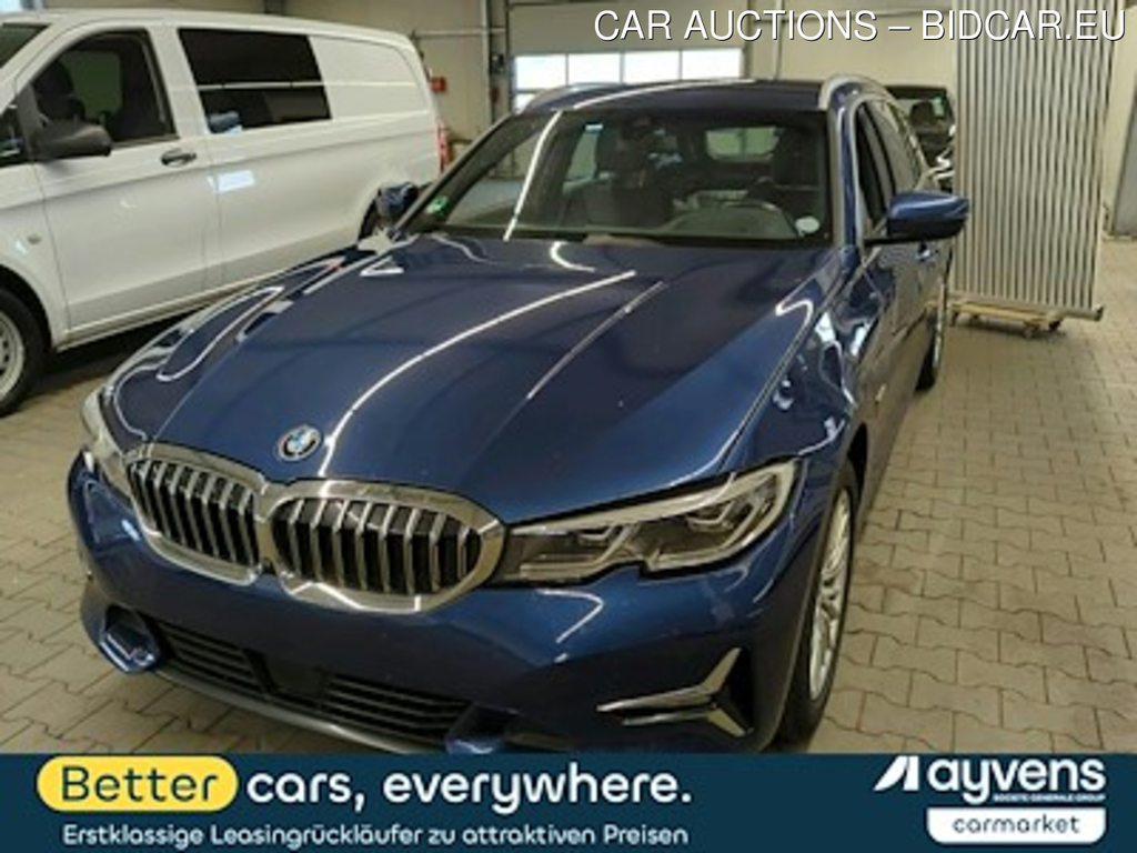 BMW 330e touring AU t. Luxury Line