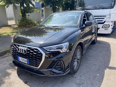 Audi Q3 Sportback 35 TDI Business Plus, 2022