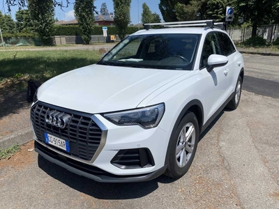 Audi Q3 35 TDI S tronic Business, 2021