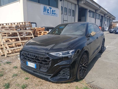 Audi SQ8 SQ8 TFSI quattro tiptronic, 2024