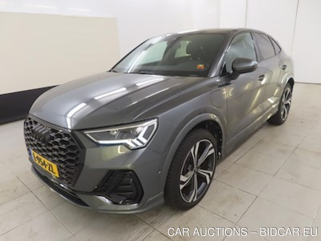 Audi Q3 sportback 45 TFSI e S tronic S edition 5d