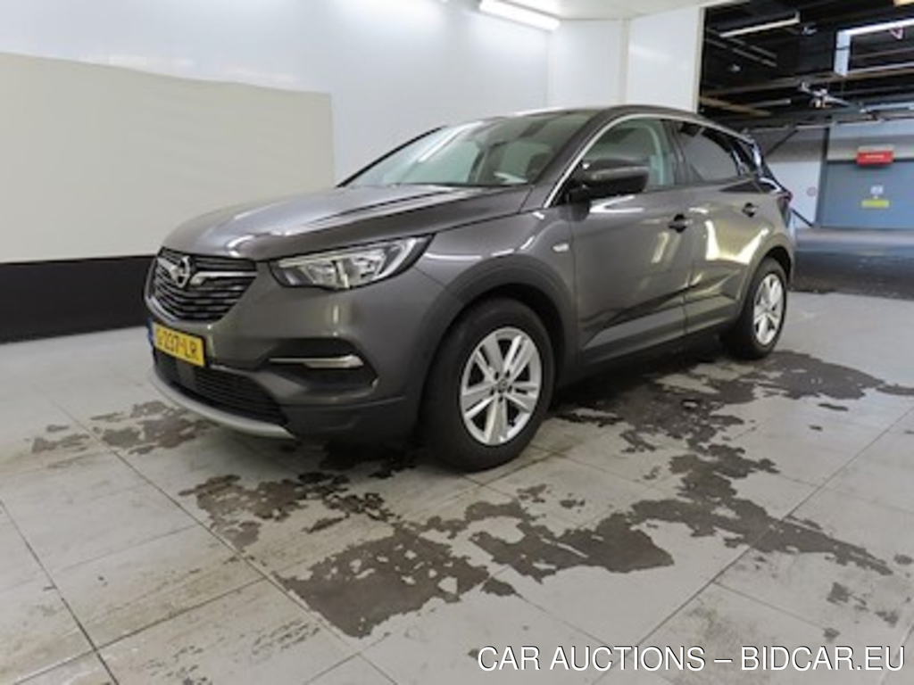 Opel Grandland X 1.2 Turbo S;S 96kW Bus. Executive 5d