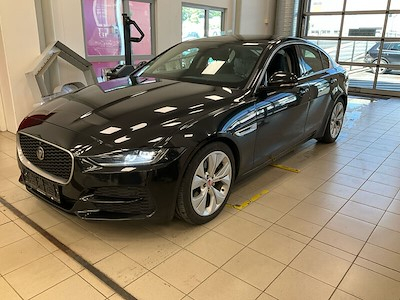 Jaguar XE 2.0D I4 204PS RWD Auto Signature S