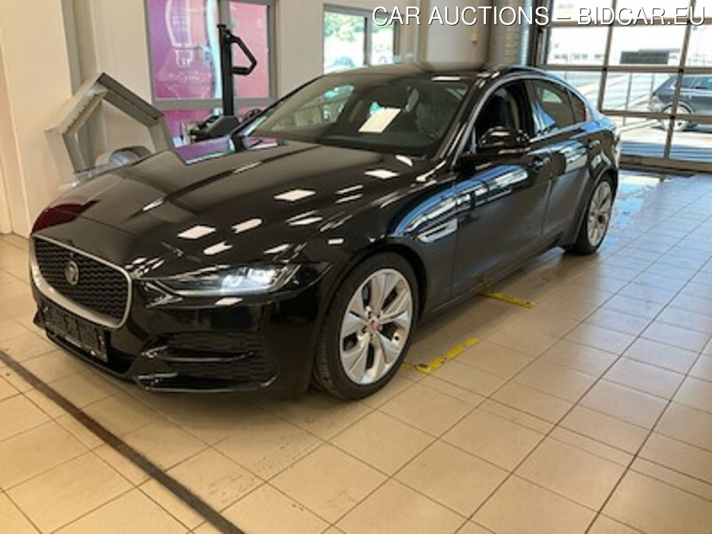 Jaguar XE 2.0D I4 204PS RWD Auto Signature S