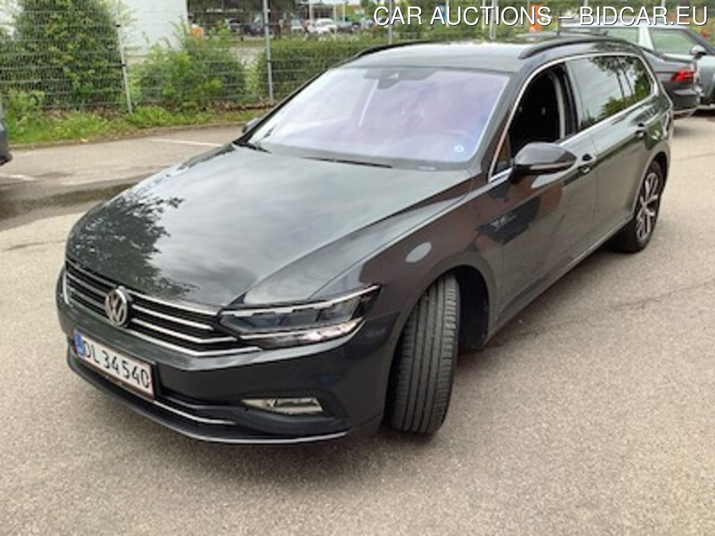 Volkswagen Passat 1.6 TDI 120 SCR BUSINESS PLUS DSG VARIANT UA!,