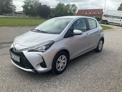 Toyota YARIS 1,5 Hybrid H2 100 HK e-CVT UA!,