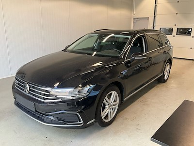 Volkswagen PASSAT 1.4 TSI GTE HIGH PLUG-IN HYBRID DSG VAR UA!,