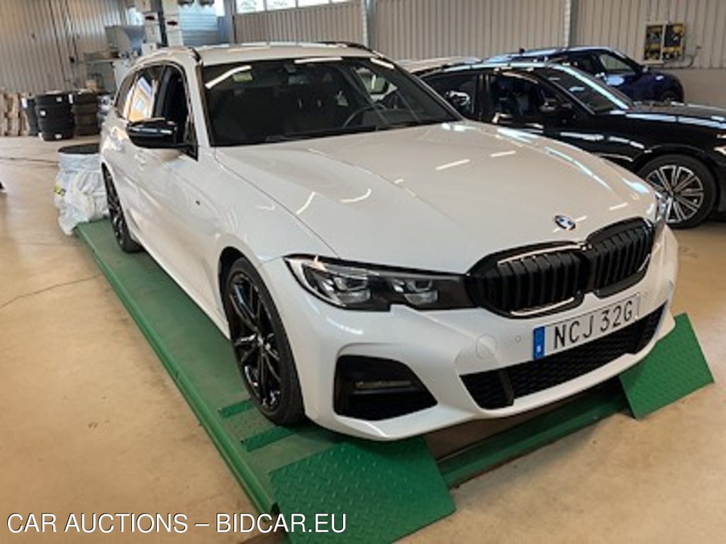 BMW 3-SERIE 320d Touring xDrive M Sport HiFi