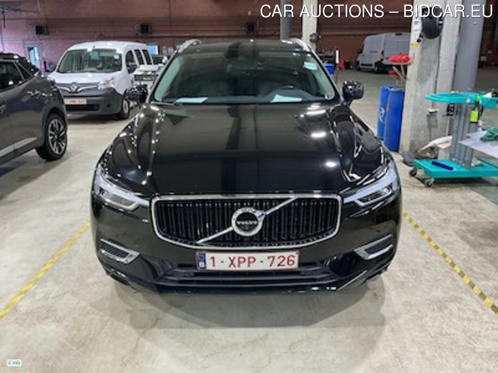 Volvo XC60 2.0 T8 E4WD GEARTRONIC MOMENTUM PRO