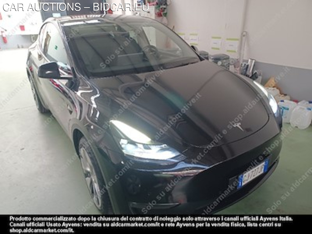 Tesla model Y 75 kwh dual -