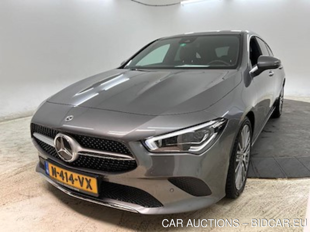 Mercedes-Benz Cla shooting brake CLA 200 DCT Bus. Solution Luxury
