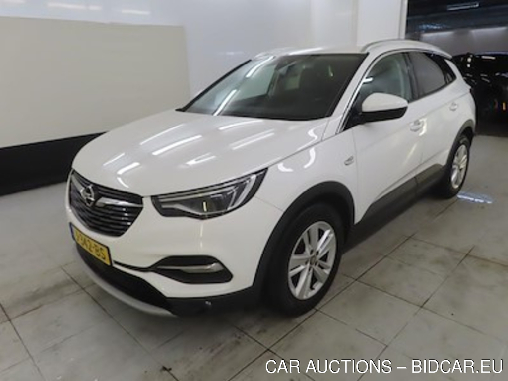 Opel Grandland X 1.2 Turbo S;S 96kW Bus. Executive 5d