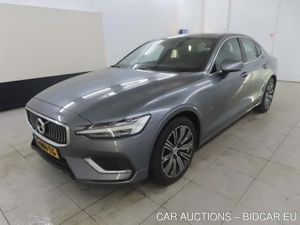 Volvo S60 Recharge T6 AWD Inscription 4d