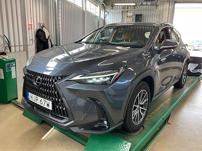 Lexus NX 450h+ Executive Drag Skinn LED Lane ass HUD Adaptiv farth Doda vinkel Klima Nav