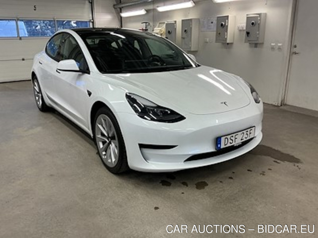 Tesla Model 3 Standard Range
