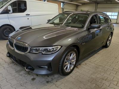 BMW 330E TOURING AUT. Sport Line, 2022