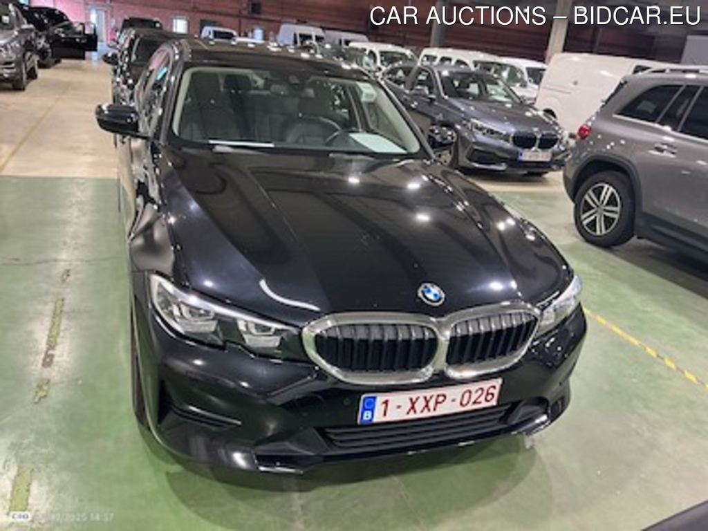 BMW 3-serie 2.0 318DA (100KW) BERLINE