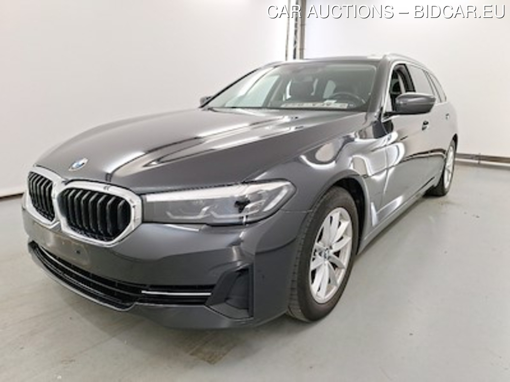 BMW 5 series touring 2.0 518D 100KW TOURING AUTO ACO Business Edition Travel Parking Assistant