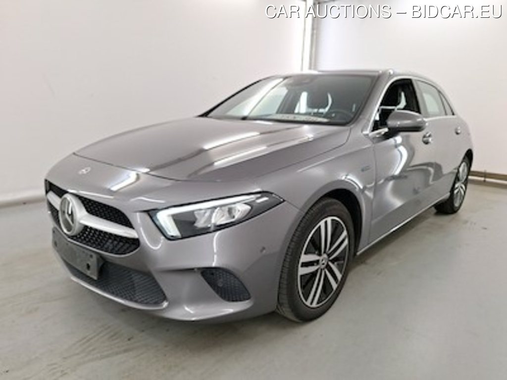 Mercedes-Benz Class A w177 A 250 e PHEV Business Solution Pakket Rijassistentie Smartphone integratie