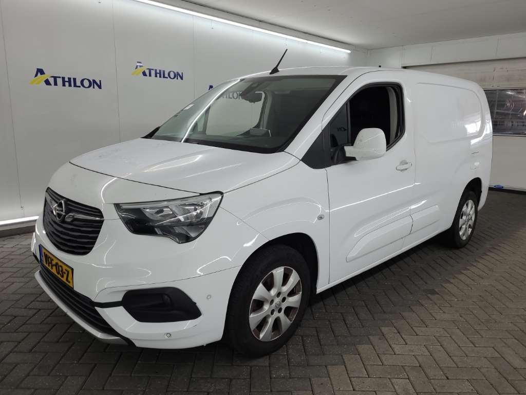 Opel Combo L2H1 1.5D 96KW S/S INNOVATION 2.4T AUTO 4D, 2020