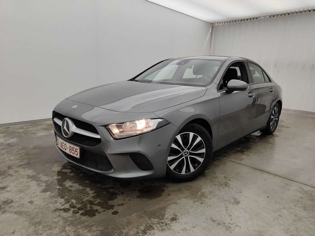 Mercedes-Benz Classe a sedan (v177) A 180 BUSINESS SOLUTION ESSENTIAL, 2021