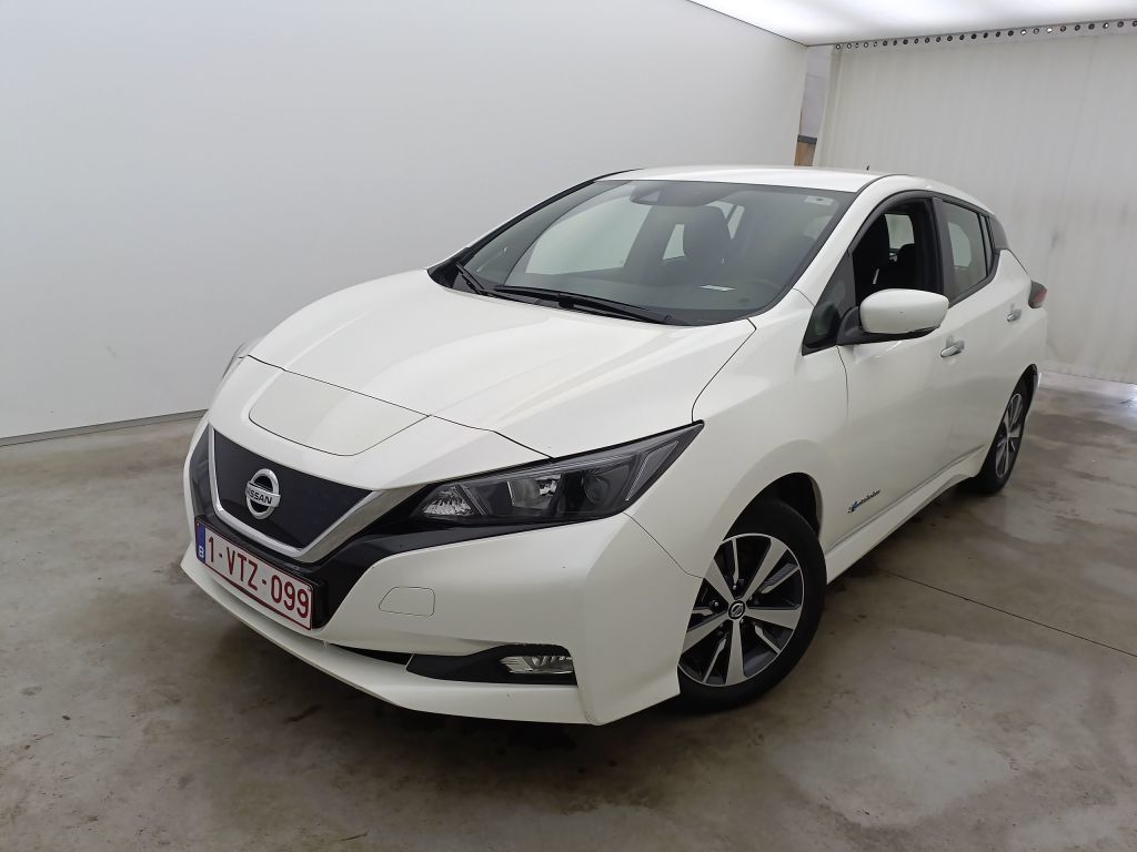 Nissan Leaf - 2018 LEAF 40 KWH ACENTA, 2019