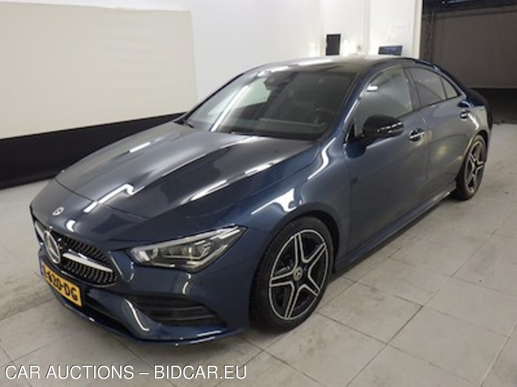 Mercedes-Benz CLA CLA 200 DCT Business Solution AMG 4d