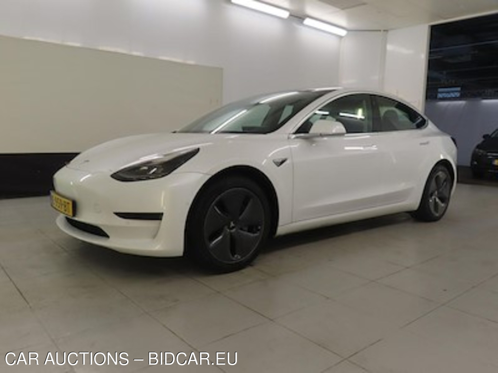Tesla Model 3 Standard Range Plus RWD 4d